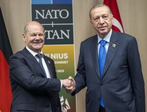 Almanya Başbakanı Scholz: AB ile Türkiye münasebetlerinin gelişeceğine inanıyorum