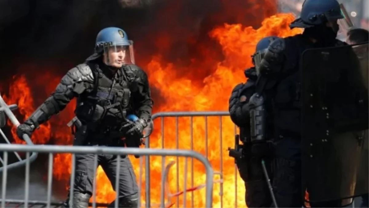 Haberler.com Türkiye ve dünya haber gündemi: Haberler.com editörleri 2 Temmuz 2023’deki kıymetli haberleri ve haber başlıklarını sizler için derledi!