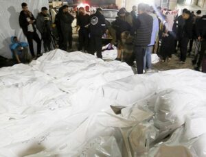 İsrail, Gazze’de mülteci kampı vurdu! En az 70 sivil hayatını kaybetti