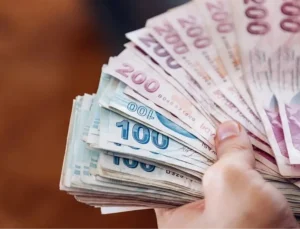 Bugünden itibaren geçerli olacak! İşte pasaport, ehliyet ve cep telefonu harçlarının artırımlı fiyatları