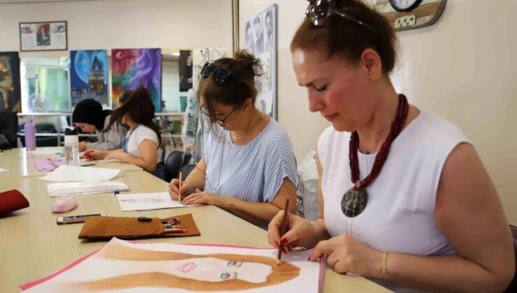 Gaziantep’te Bayanlar Fotoğraf Kurslarına Ağır İlgi Gösteriyor