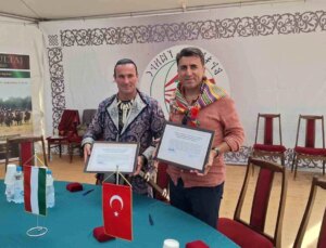 Vali Şefik Aygöl ve Macar Turan Vakfı Başkanı Andras Zsolt Biro ortasında ‘Ortak Kültür Organizasyon İş Birliği Sözleşmesi’ imzalandı