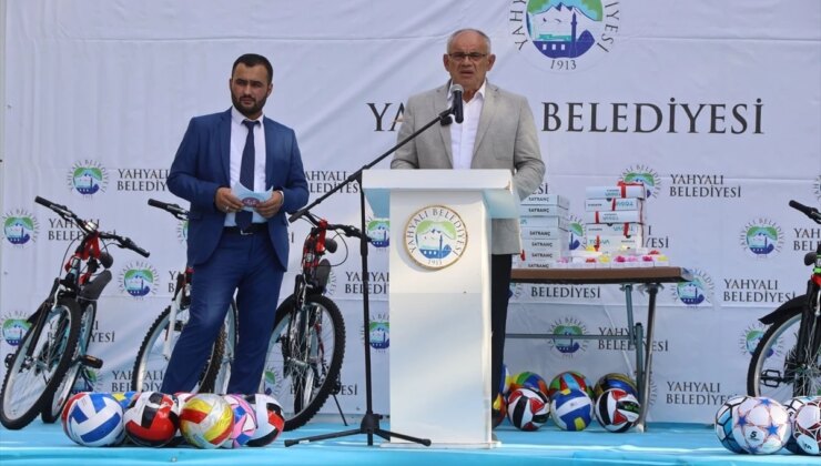 Yahyalı’da yaz Kur’an kursları yarışı sona erdi