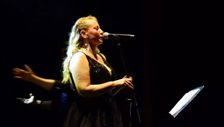 Bursa’da Zeki Müren Müzikleriyle Unutulmaz Gece