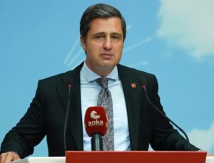 CHP Sözcüsü Yücel’den Yapıcıoğlu’na Anayasa cevabı: 3-5 yobaz istedi diye ne cumhuriyetten, ne de laiklikten vazgeçmeyiz