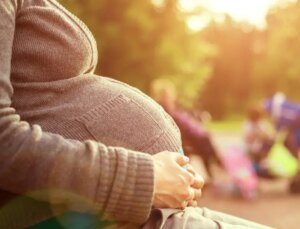 İtalya’da taşıyıcı annelik resmen üniversal hata