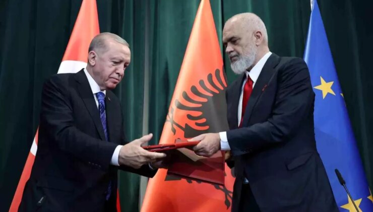 Türkiye ve Arnavutluk ortasında 4 muahede imzalandı