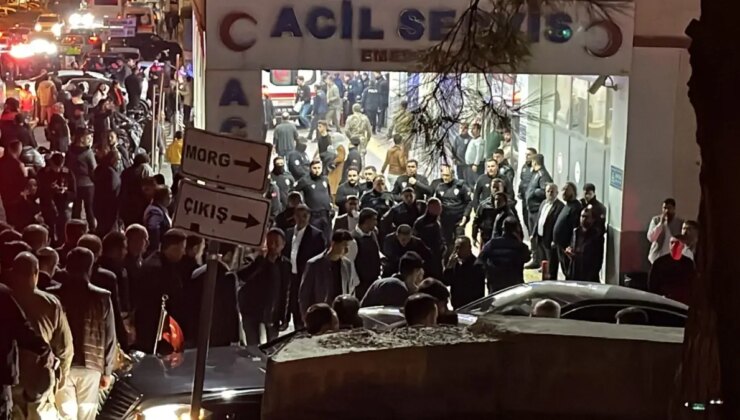 Bakan Kacır’ın konvoyunda kaza: Milli Yol Partisi vilayet lideri öldü, yaralılar var