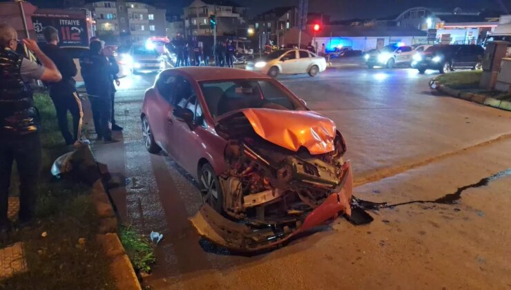 Kartepe’de Araba Kazası: 1 Yaralı