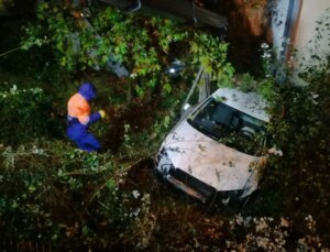 Sarıyer’de Tünel Çıkışında Araba Uçtu, Şoför Yaralanmadı