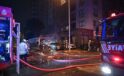 Kadıköy’de oto galeride çıkan yangında 4 araç kullanılamaz hale geldi
