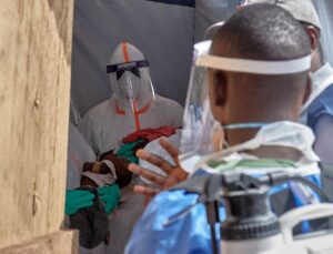 Bm: Kongo’da Ebola ile Gayret Gruplarına Yönelik Hücumlarda 45 Kişi Yaralandı